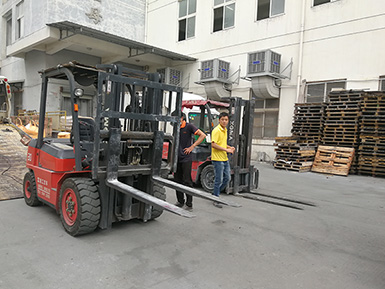 廈工叉車忠實(shí)的老客戶！感謝一路支持